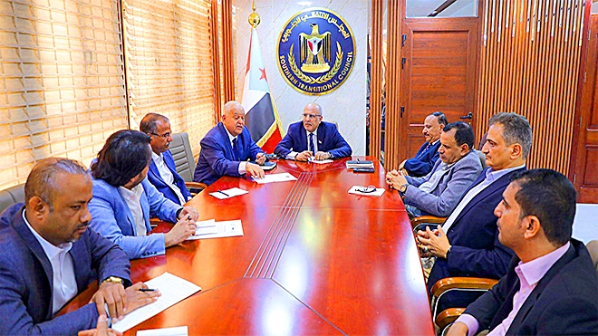 طوارئ الانتقالي في انعقاد دائم.. ضغط شعبي نحو قرار مصيري لإنقاذ الجنوب